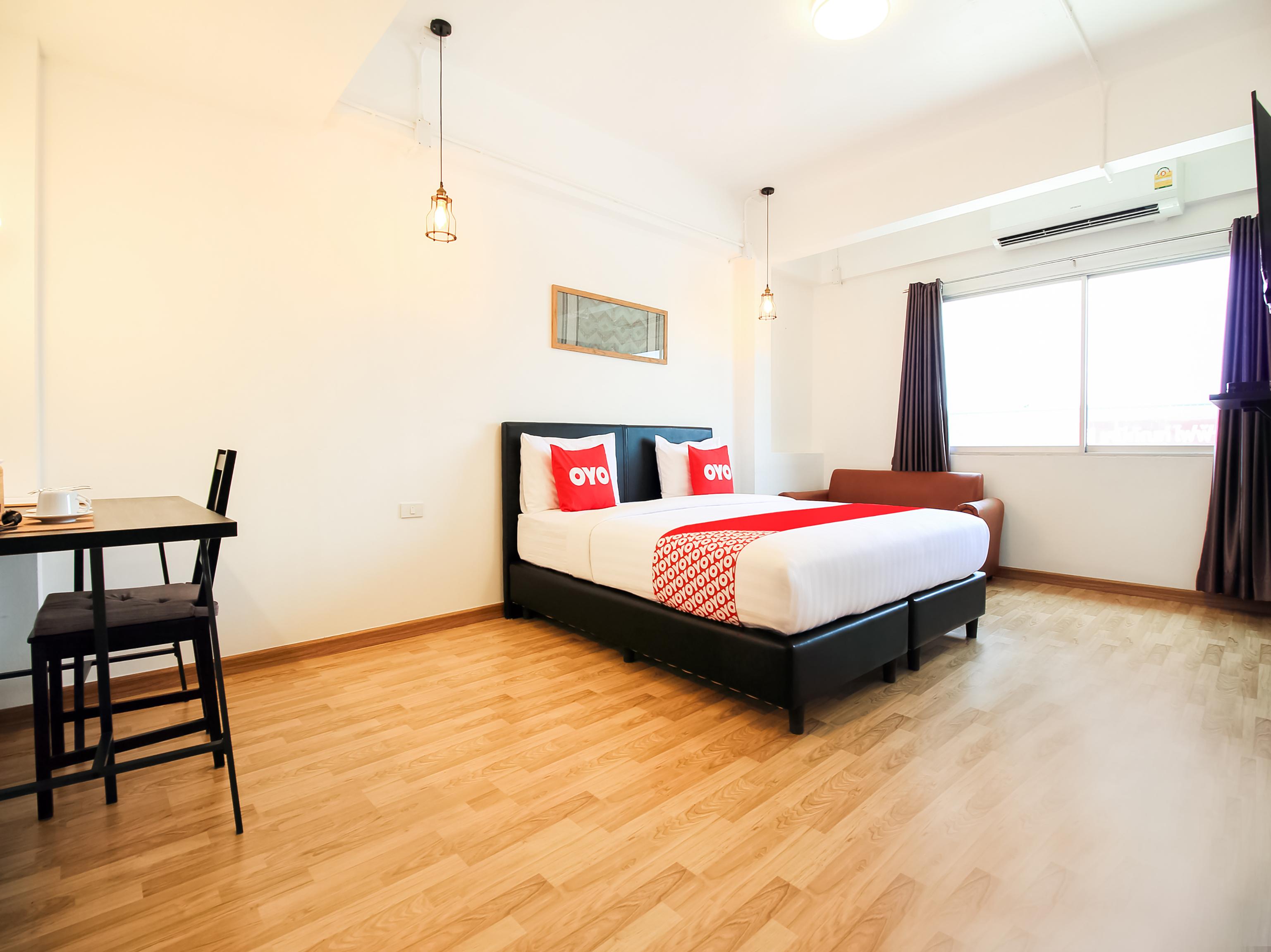Kailub Rooms Hotel Банкок Екстериор снимка